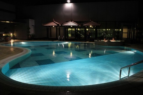 Roof Top Swimming Pool, Changi Airport